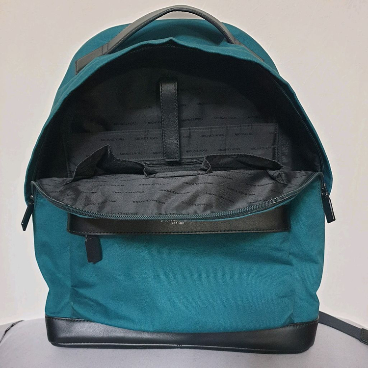 남녀공용)명품 마이클코어스 나일론레더 콤비 유틸리티 백팩 책가방 이미지