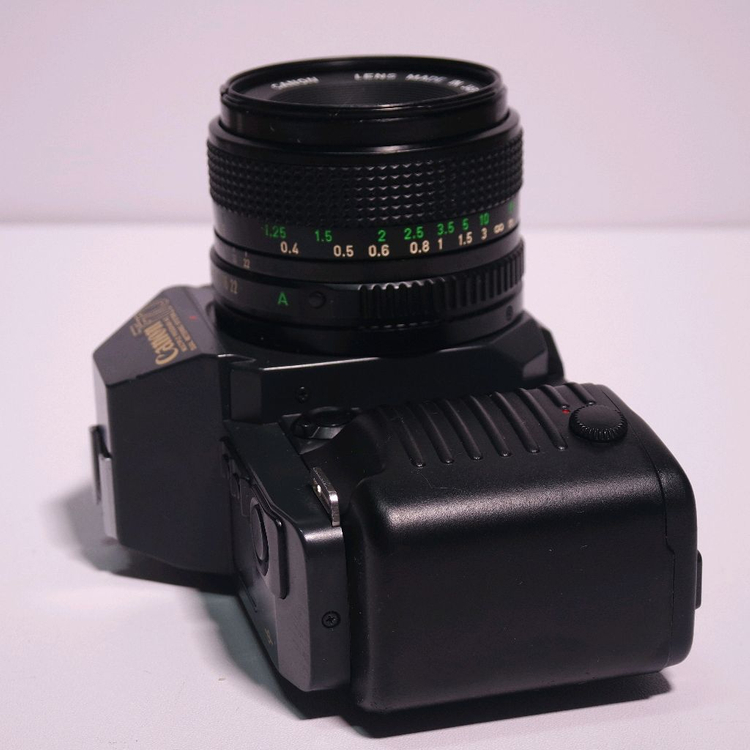 캐논 T70 필름카메라 + 캐논 FD 28mm f2.8 빈티지렌즈 이미지