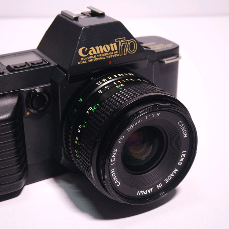 캐논 T70 필름카메라 + 캐논 FD 28mm f2.8 빈티지렌즈 이미지