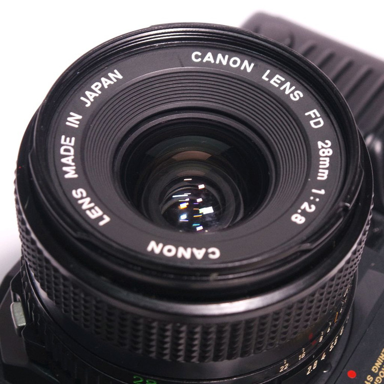 캐논 T70 필름카메라 + 캐논 FD 28mm f2.8 빈티지렌즈 이미지