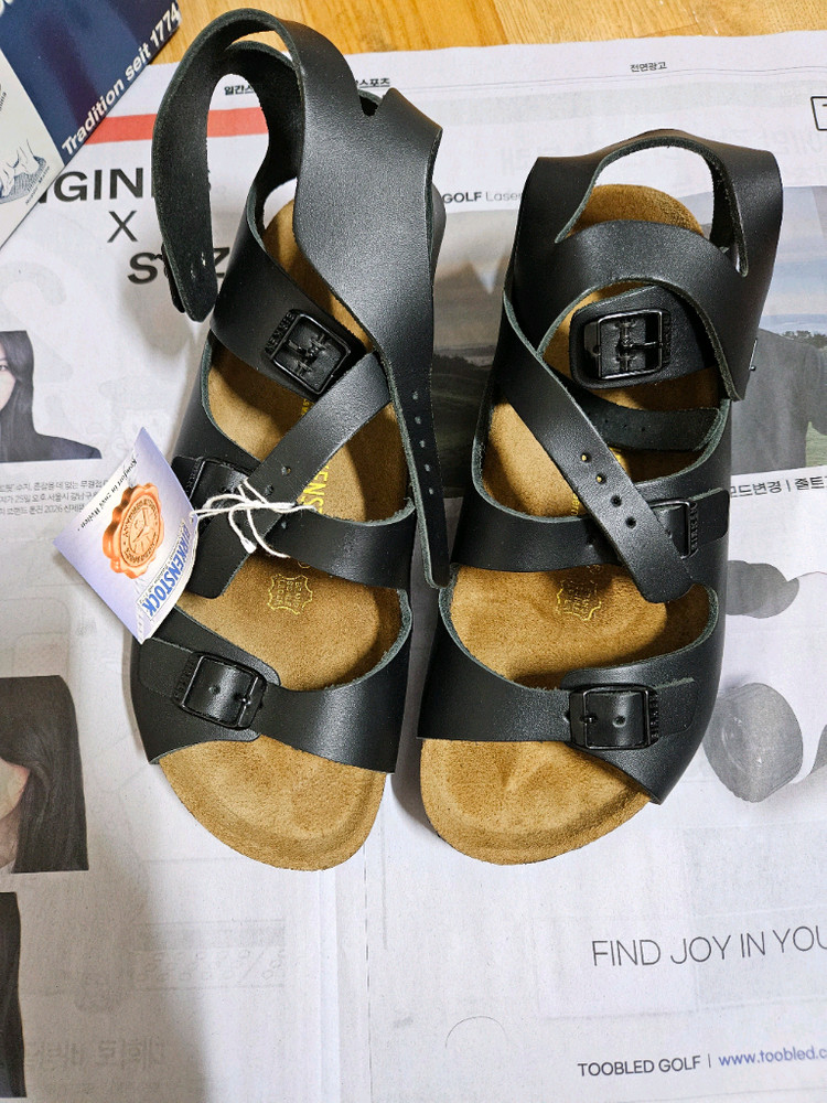 버켄스탁 아테네 샌들 260 이미지