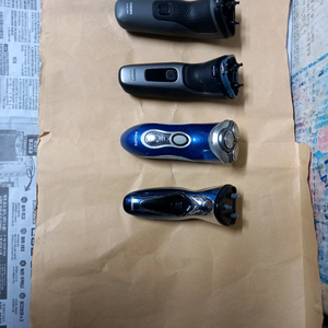 필립스 전기면도기 3개 이미지