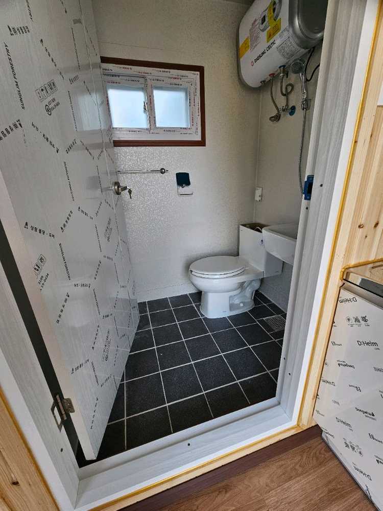 고급 3*8 복층 쳬류형쉼터, 이동식주택, 농막,컨테이너 1800만원 이미지