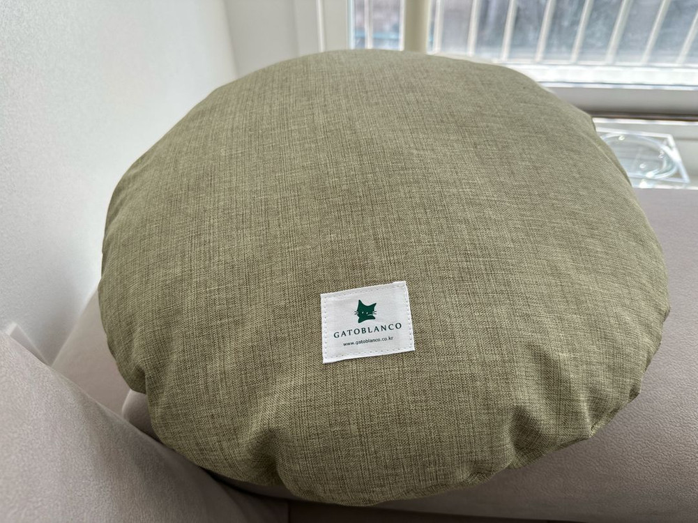 가또블랑코 원형 쿠션 커버, 솜 set 이미지