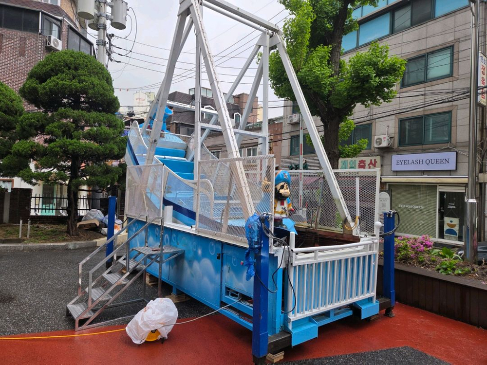 쇼핑몰, 백화점에 대여하기 좋은 바이킹 공룡라이더 놀이기구 대여 진행중! 이미지