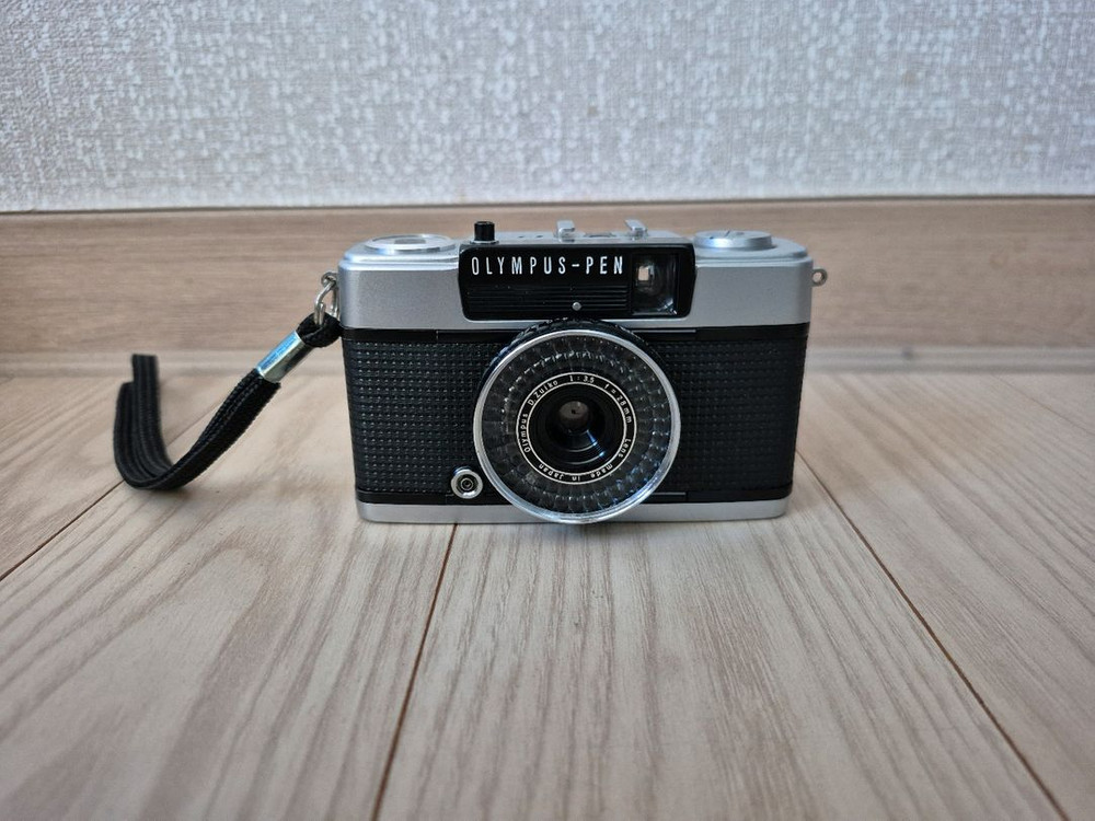 올림푸스 PEN EE-3 이미지