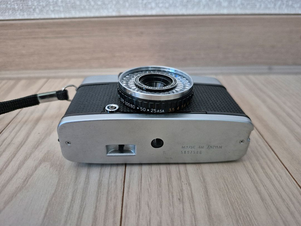 올림푸스 PEN EE-3 이미지