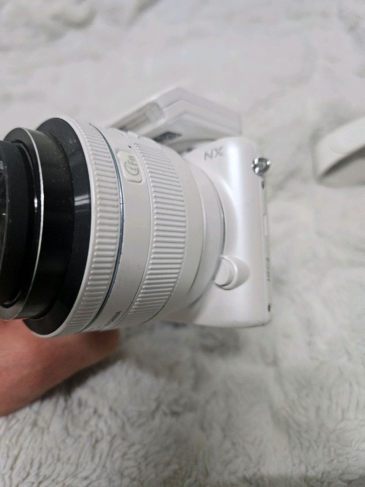 삼성 nx2000 미러리스 레트로 카메라 빈티지디카 이미지