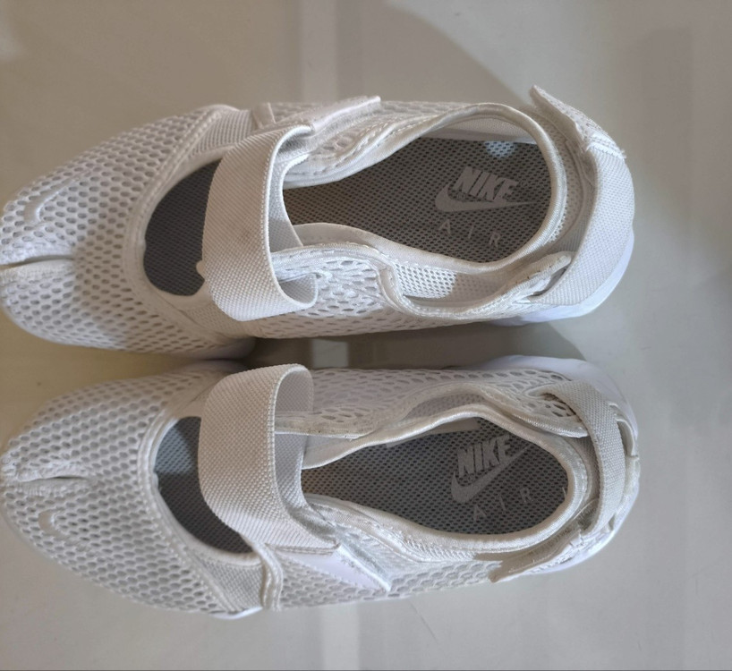 260mm 나이키 에어리프트 샌들 화이트 이미지