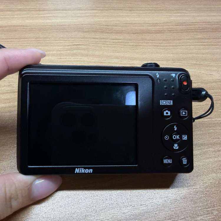 니콘 쿨픽스 A300(S3700) 블랙 빈티지 디카 이미지