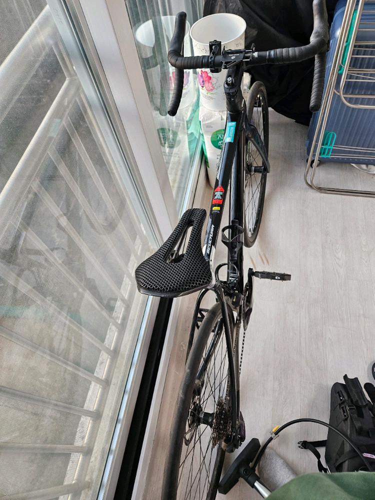 2024 메리다 스컬트라6000 로드자전거 이미지