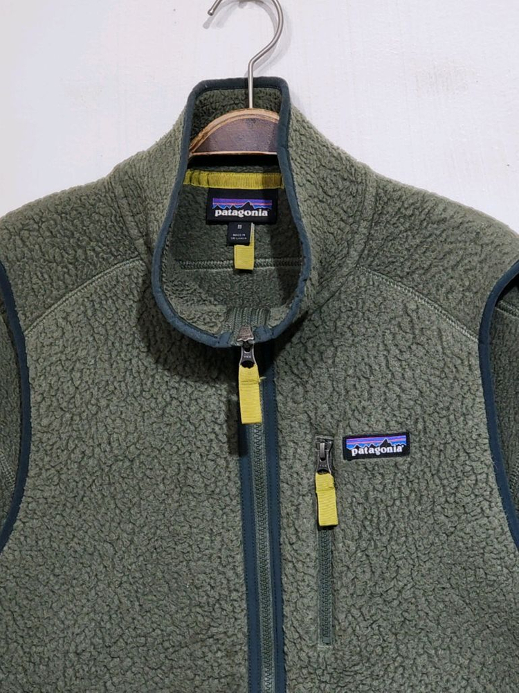 (L) 파타고니아 레트로 플리스 조끼 카키 후리스 베스트 이미지