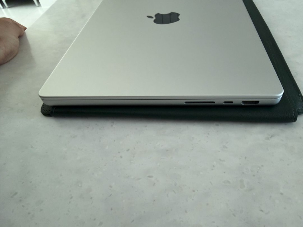 맥북프로 m4 14인치 14/20코어 24/1tb 실버 이미지