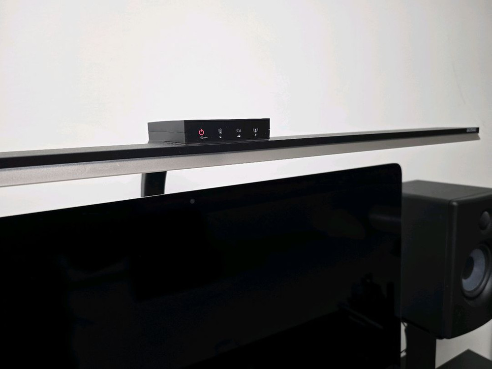 브랜드X 와이드 LED 프리미엄 스탠드 LSP-9700 / 와이드 모니터 조명 이미지