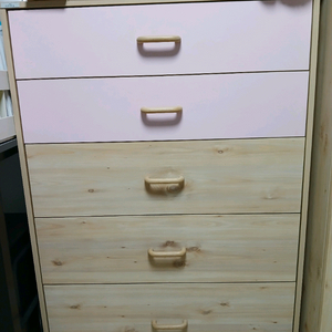 리바트 이즈마인 원목 서랍장과 옷장 세트 이미지