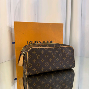 루이비통 모노그램 돕키트 이미지