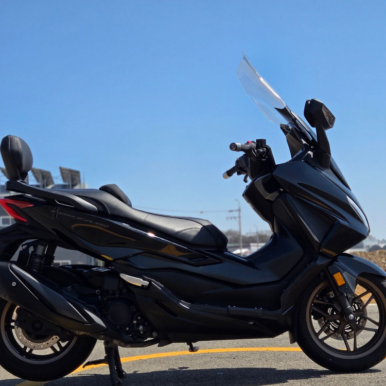 신차보증:)혼다 포르자350 25년식 2만km 출퇴근 바이크 판매합니다. 이미지