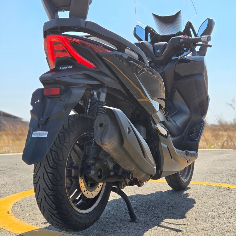 신차보증:)혼다 포르자350 25년식 2만km 출퇴근 바이크 판매합니다. 이미지