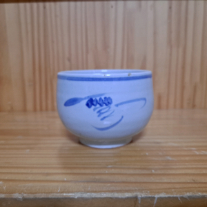 청화 백자 찻잔 (인테리어용/작가몰라요) 이미지