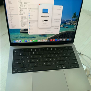 맥북프로 14인치 M3 8메모리 512GB 급처 이미지