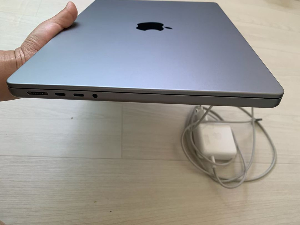 맥북프로 14인치 M3 8메모리 512GB 급처 이미지