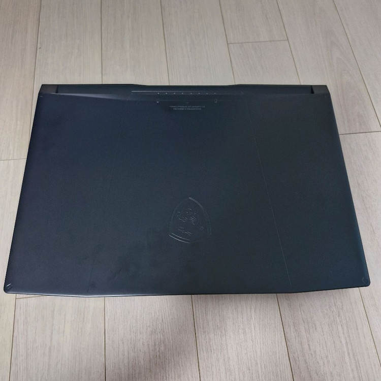 MSI RTX4070 게이밍 노트북 풀박스 이미지