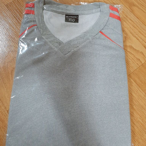 경성고 고등학교 체육복 새거입니다 필요하신 분들은 편하게 보세요 15000 이미지