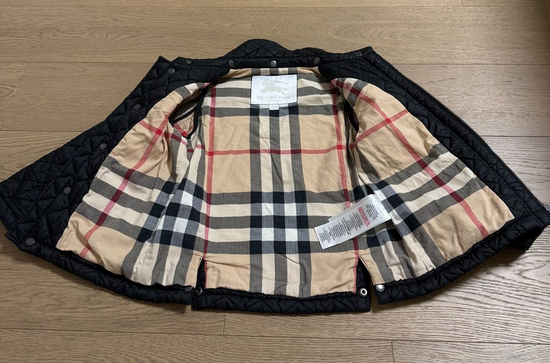 버버리 키즈 칠드런 퀼팅 자켓 이미지