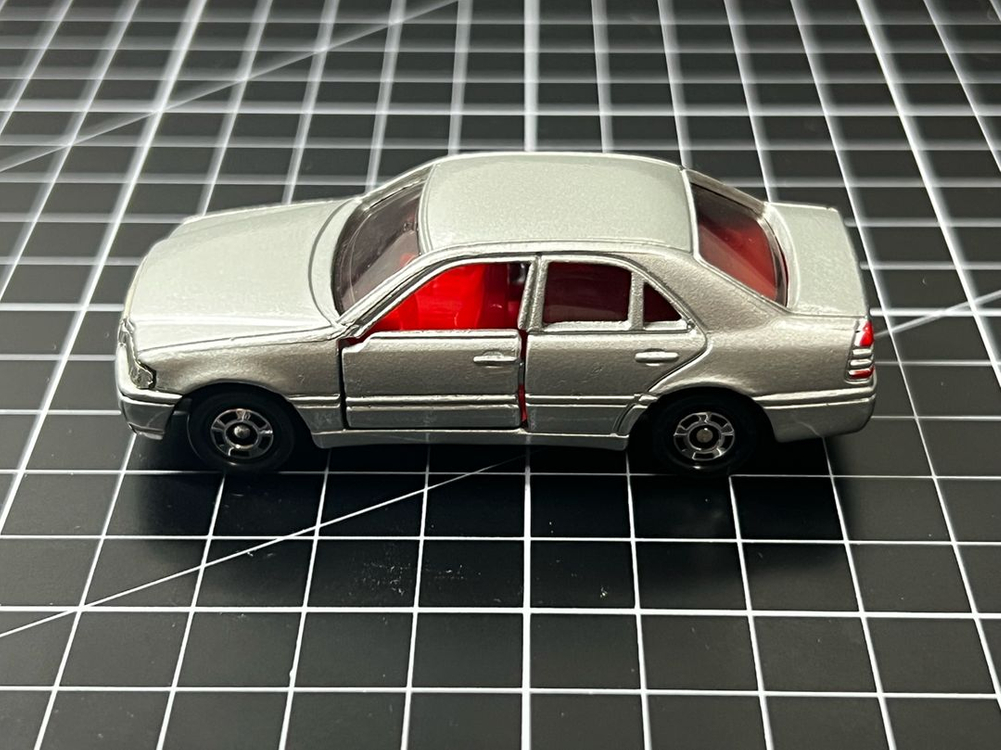 [올드 토미카] No.92 벤츠 C클래스 이미지