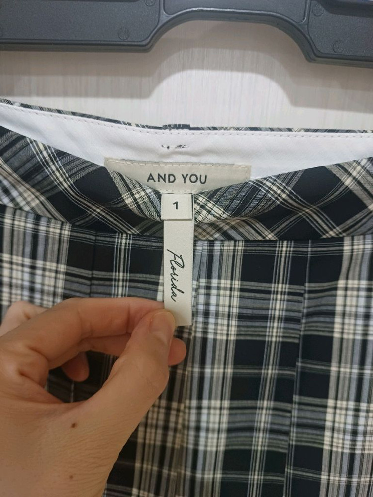 앤유 체크 플리츠 스커트 (55) 이미지