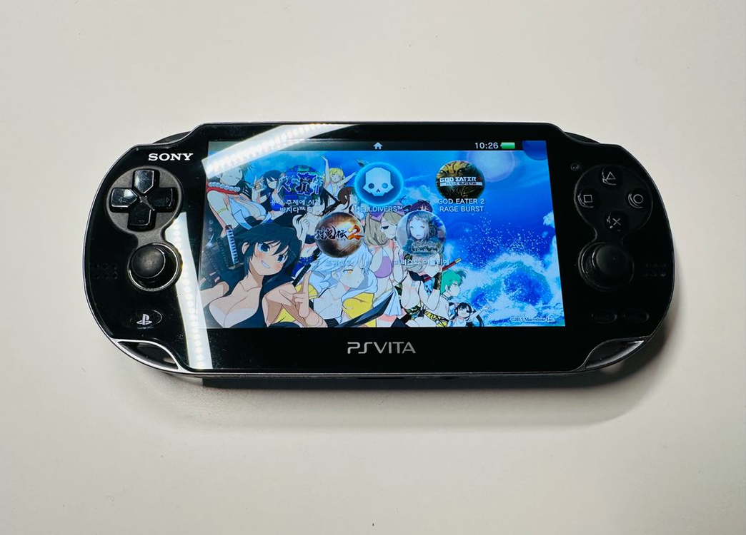 소니 PS Vita 1세대 OLED 피아노블랙 한글 정발판 + 구성품들 판매 이미지
