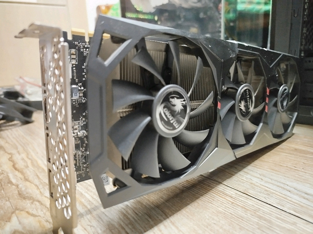 Colorful GeForce RTX 2070 SUPER 그래픽 카드 전주시 이미지