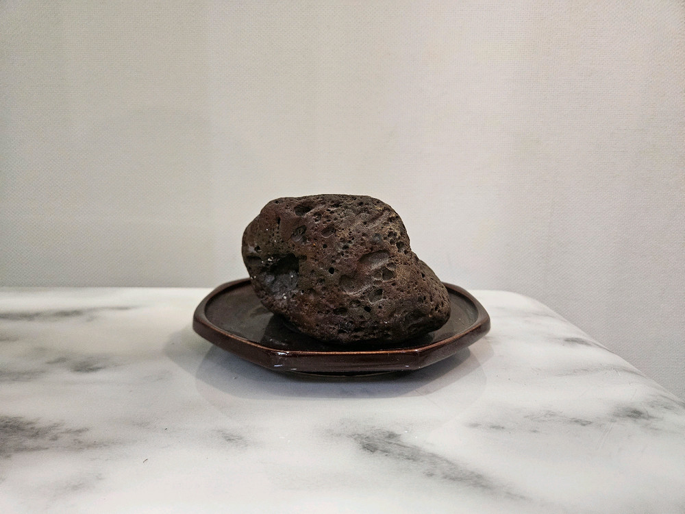 수석 (받침대 포함) 이미지