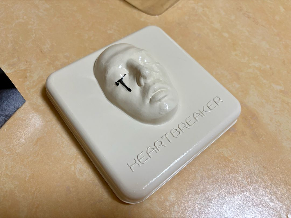 지드래곤 GD 하트브레이커 앨범 heartbreaker 이미지