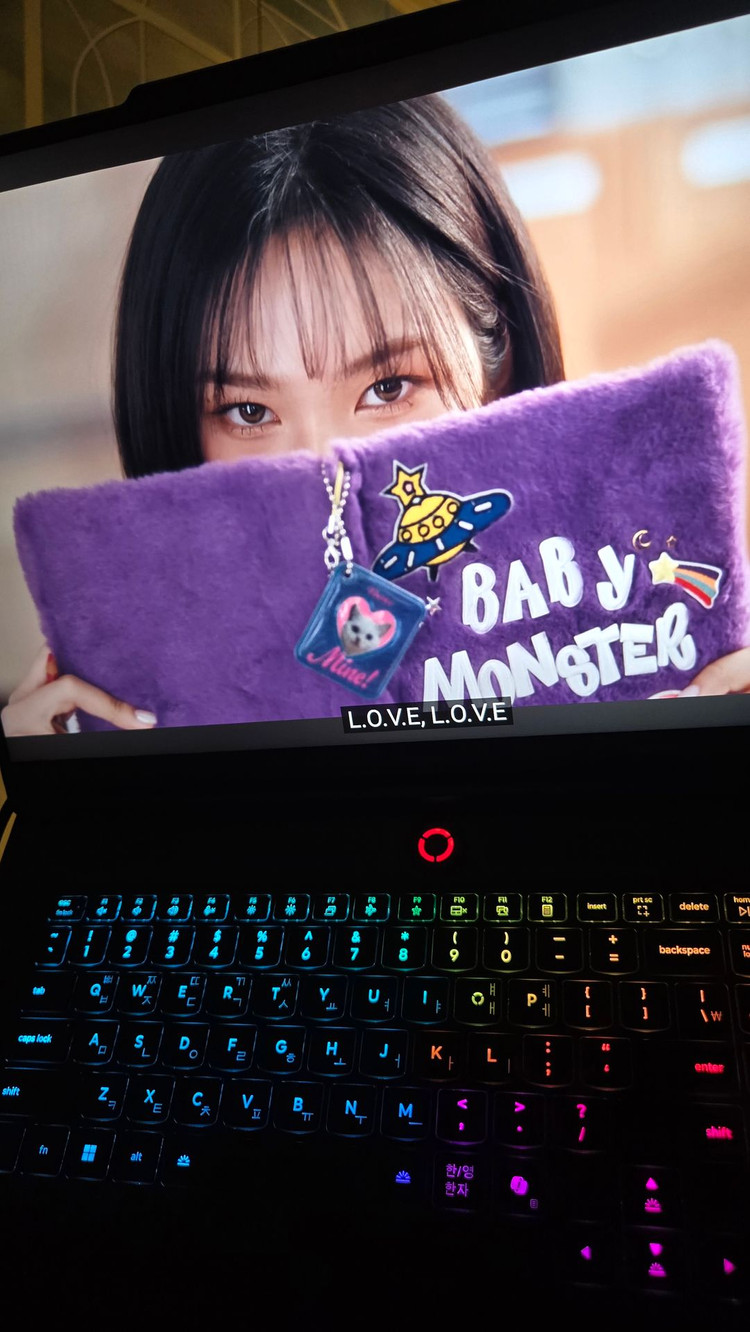 18"육안3D/리전프로9i LEGION PRO 9 18IAX10 275HX/ 5090 /32G램/4년As 이미지