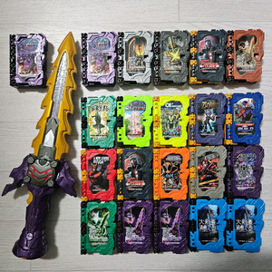 가면라이더 세이버 DX 암흑검 쿠라야미 외 21종 이미지