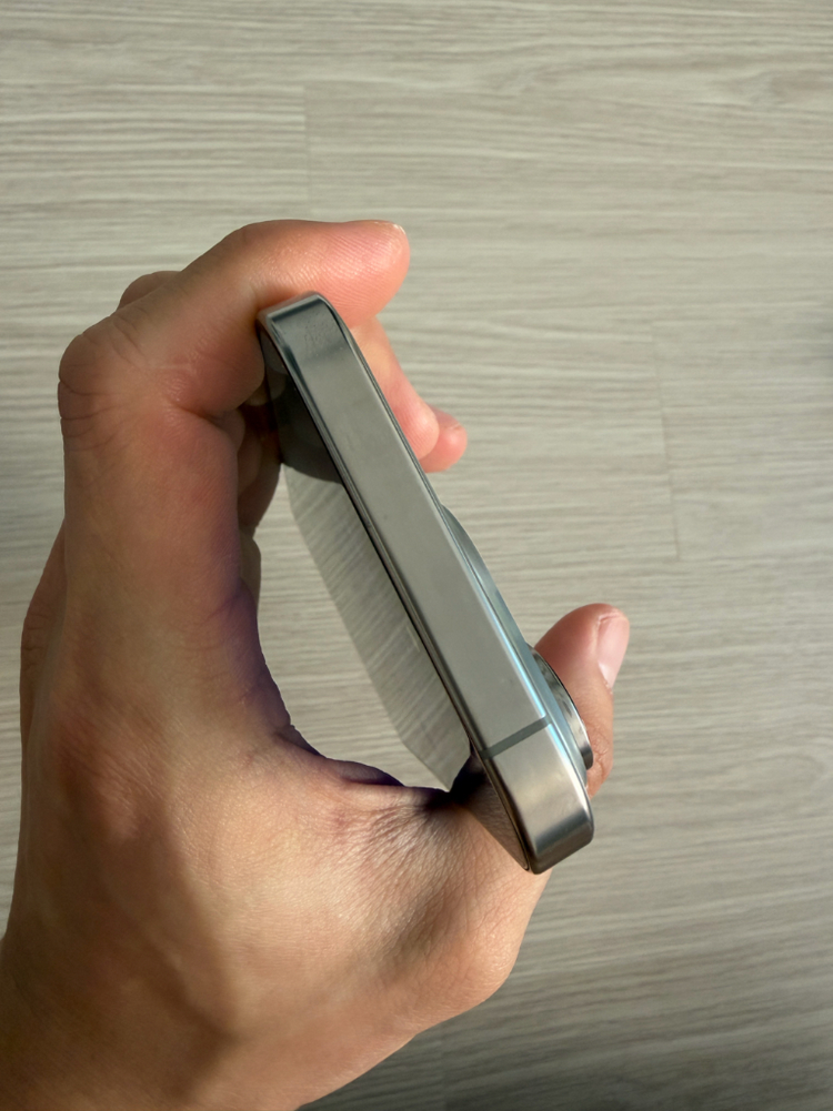 아이폰16프로 512 무음카메라버전 이미지