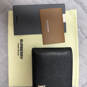 버버리 그레이니 레더 TB 반지갑 블랙 이미지