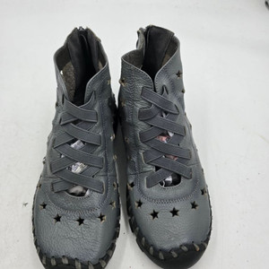 천연가죽 별펀칭 앵클부츠 / 230 이미지