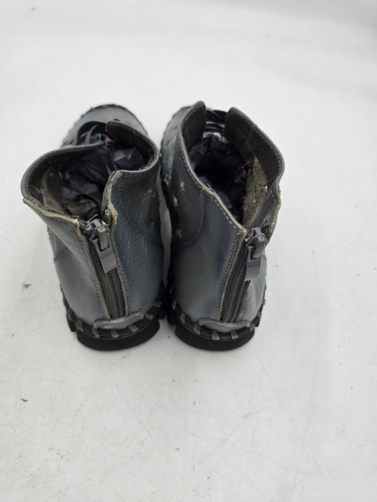 천연가죽 별펀칭 앵클부츠 / 230 이미지