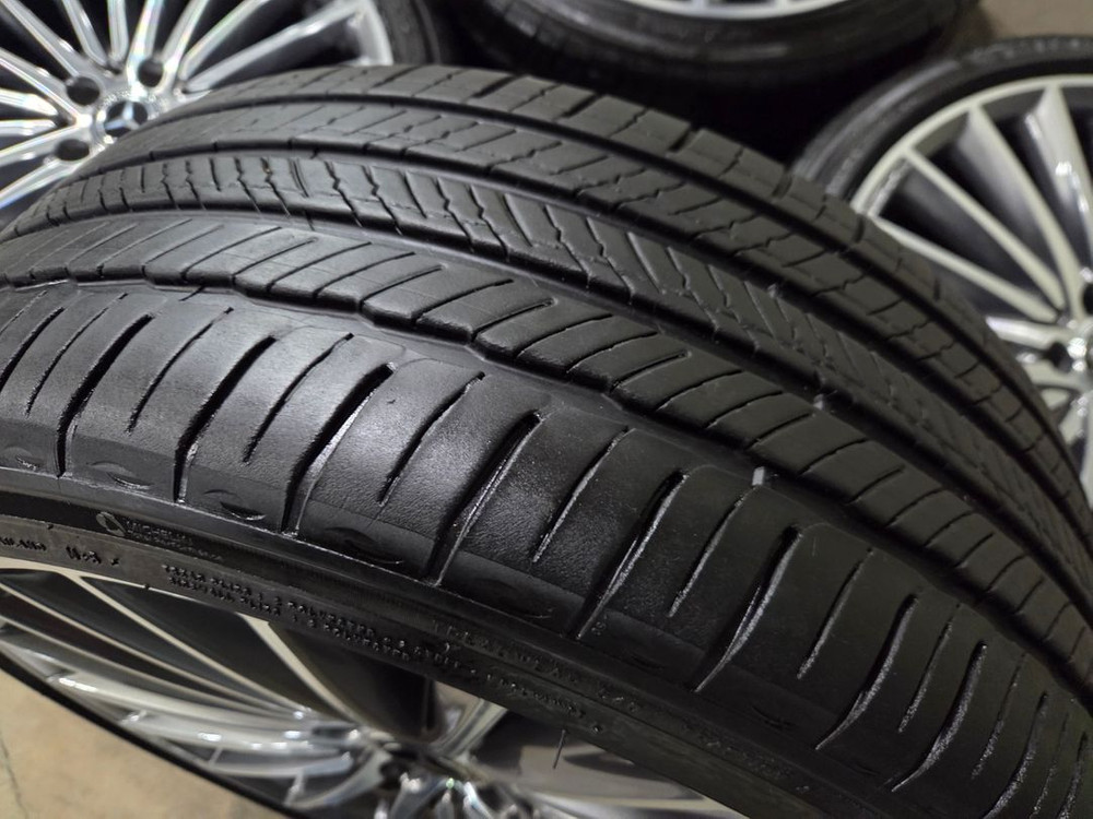 벤츠 W206 C클래스 마차 19인치 정품 휠타이어 이미지