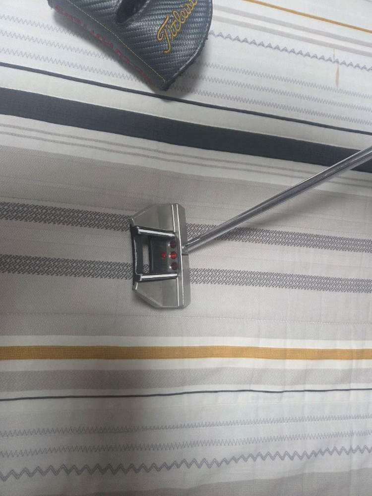 스카티카메론 5S 센터퍼터 34인치 저렴히 판매합니다 이미지