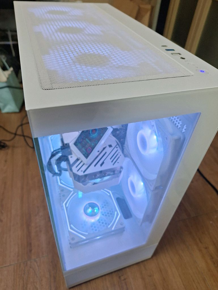 게이밍 컴퓨터 PC 본체 i5-13600KF RTX 3070 배그 발로란트 게임용 작업용 데스크탑 이미지