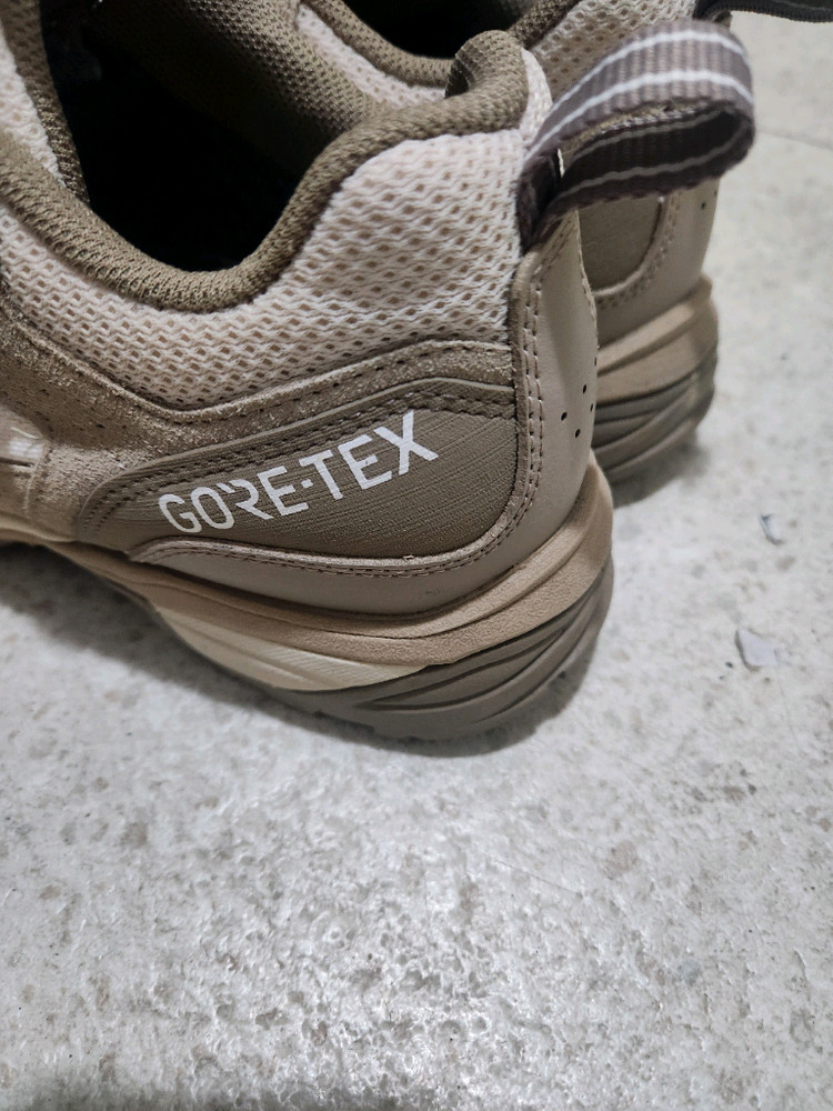 노스페이스 고어텍스 여성 등산화 245 이미지