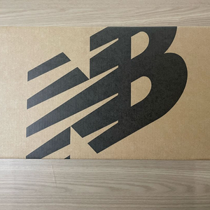 뉴발란스 991v2 메이드 인 UK 미네랄 그린 컴프리 이미지