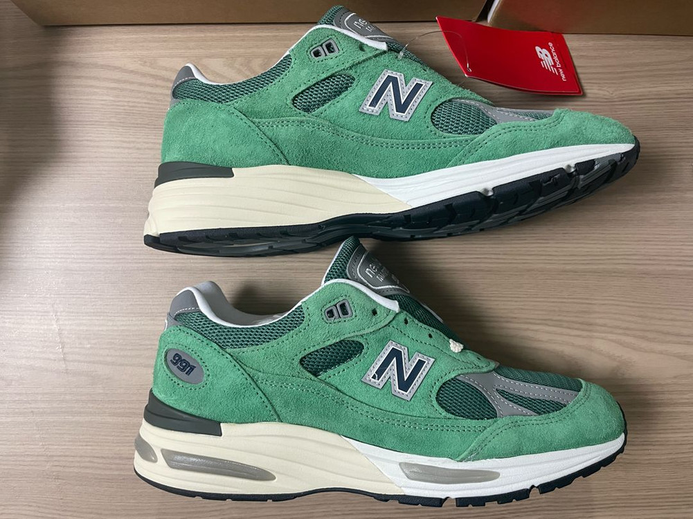 뉴발란스 991v2 메이드 인 UK 미네랄 그린 컴프리 이미지