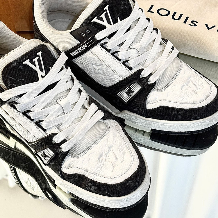 [7.5 사이즈] 루이비통 LV 트레이너 스니커즈 모노그램 데님 범고래 이미지