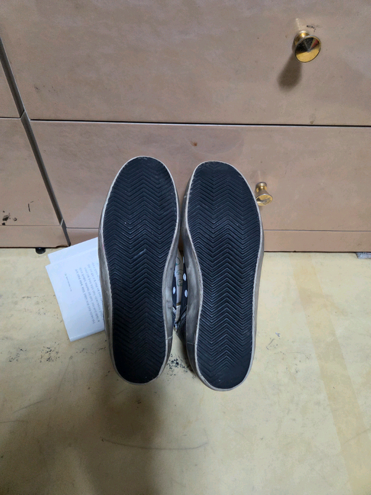 골든구스 정품 스니커즈 거의새제품 이미지