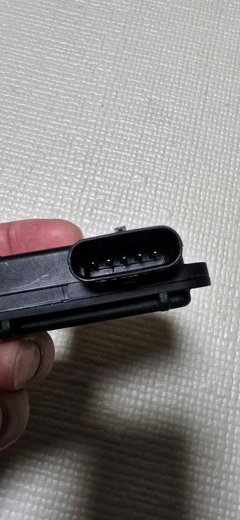 테슬라 모델 S,X,Y3등 홈링크 제어모듈 정품 부품 이미지