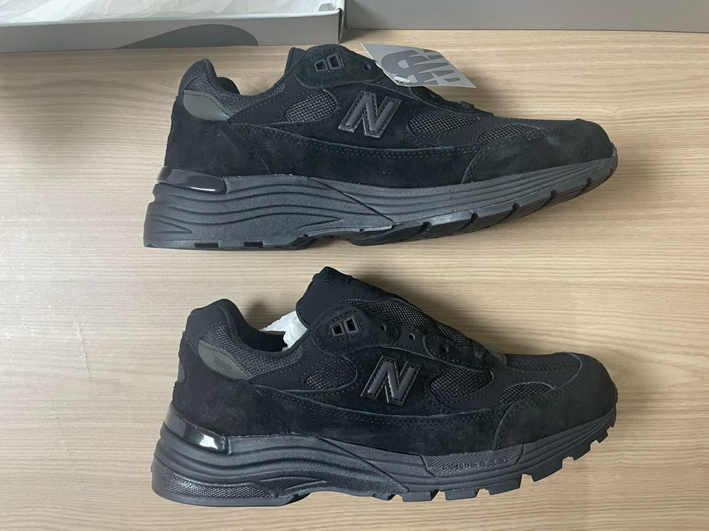 뉴발란스 992 메이드 인 USA 코어 블랙 이미지